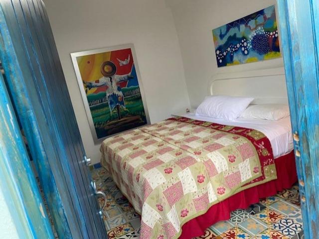 Chao Mama Hostal Santo Domingo Exteriör bild