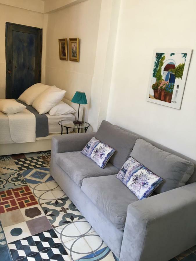 Chao Mama Hostal Santo Domingo Exteriör bild